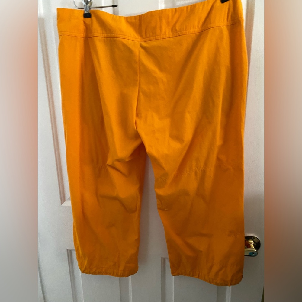 NIKE .. WOMENS ORANGE CARGO PARACHUTE PANTS - Picture 11 of 12